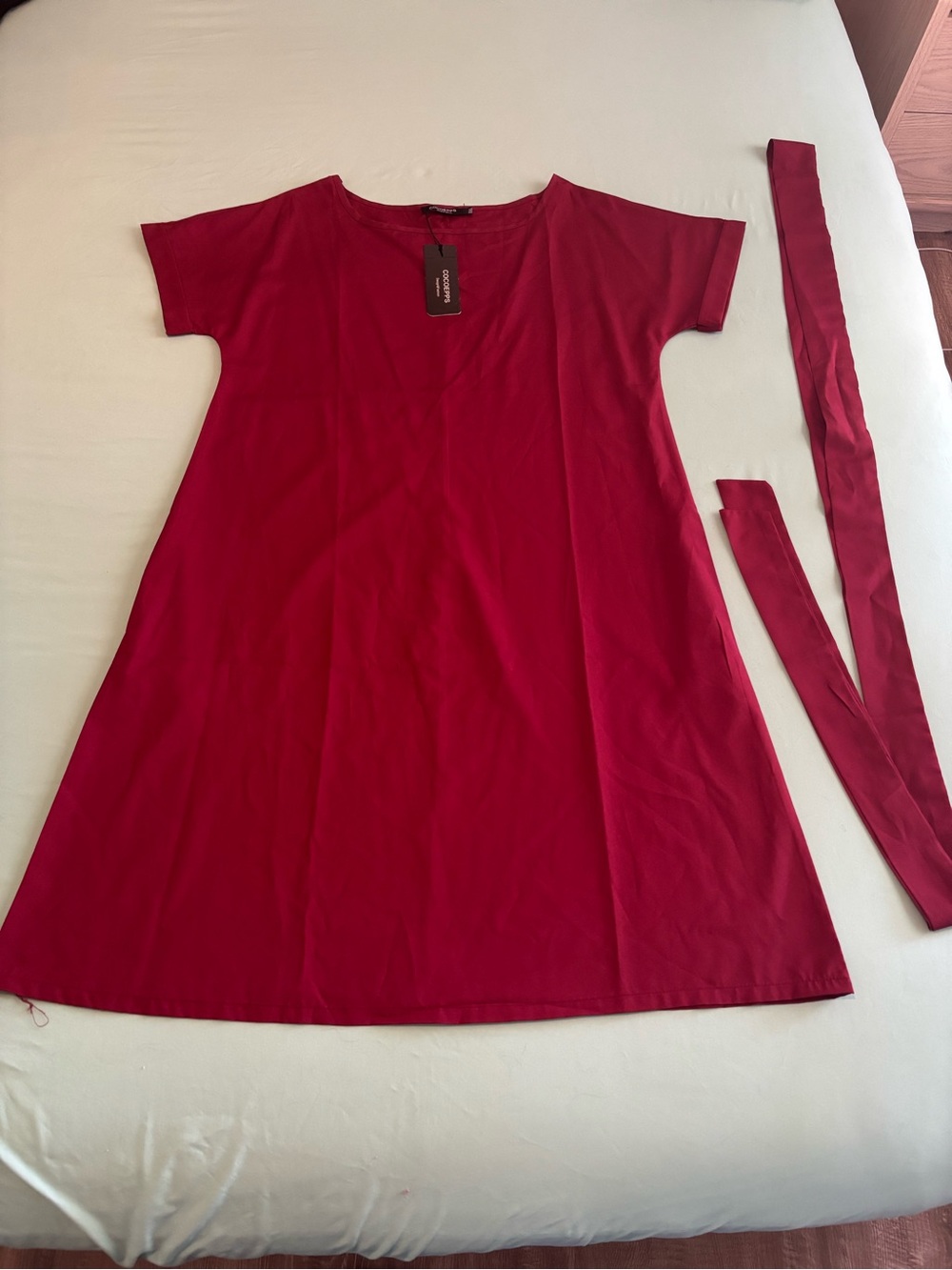 Women’s Red V-Neck Short Sleeve Dress with Waist Sash